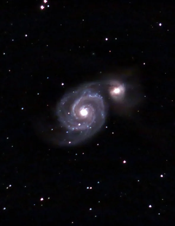 Unistellar eQuinox 2, with a sample night sky image, view 4