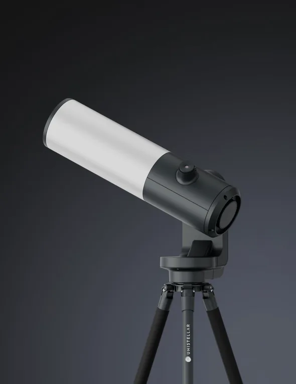 Unistellar eVscope 2, seen at an angle, view 2